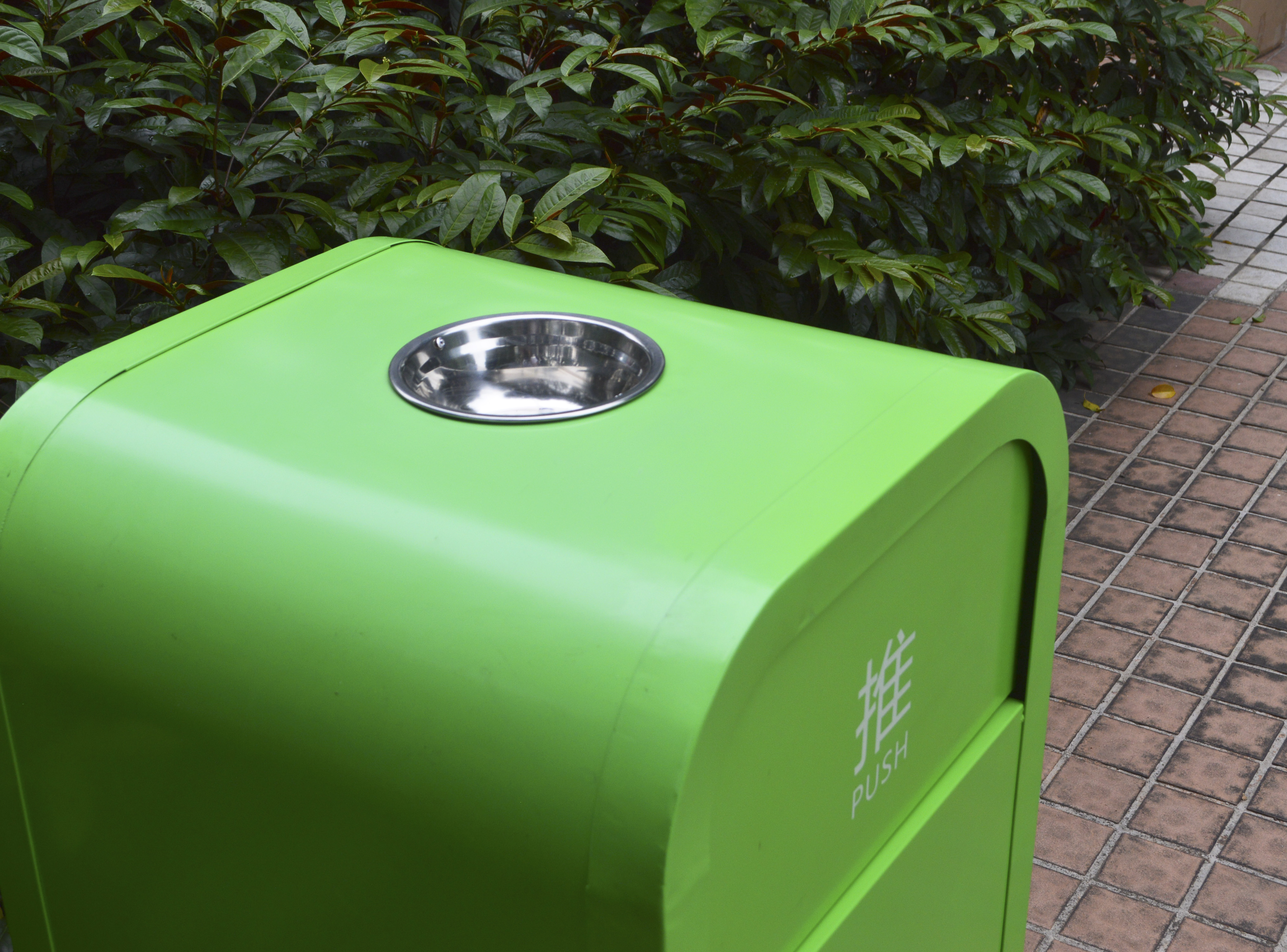 Theme Park Dustbin From China Factory 