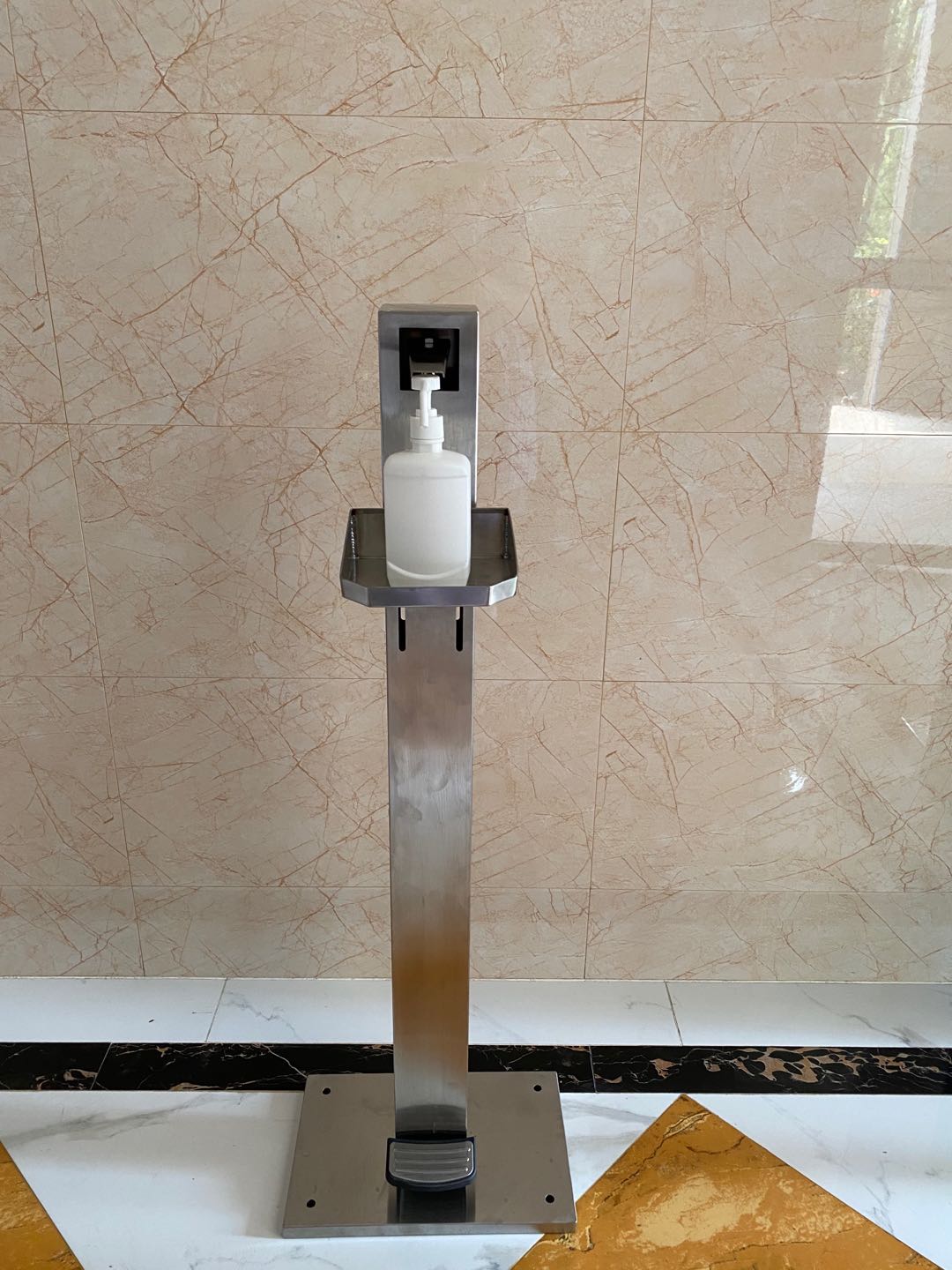 Hand Sanitizer Dispenser with Foot control 